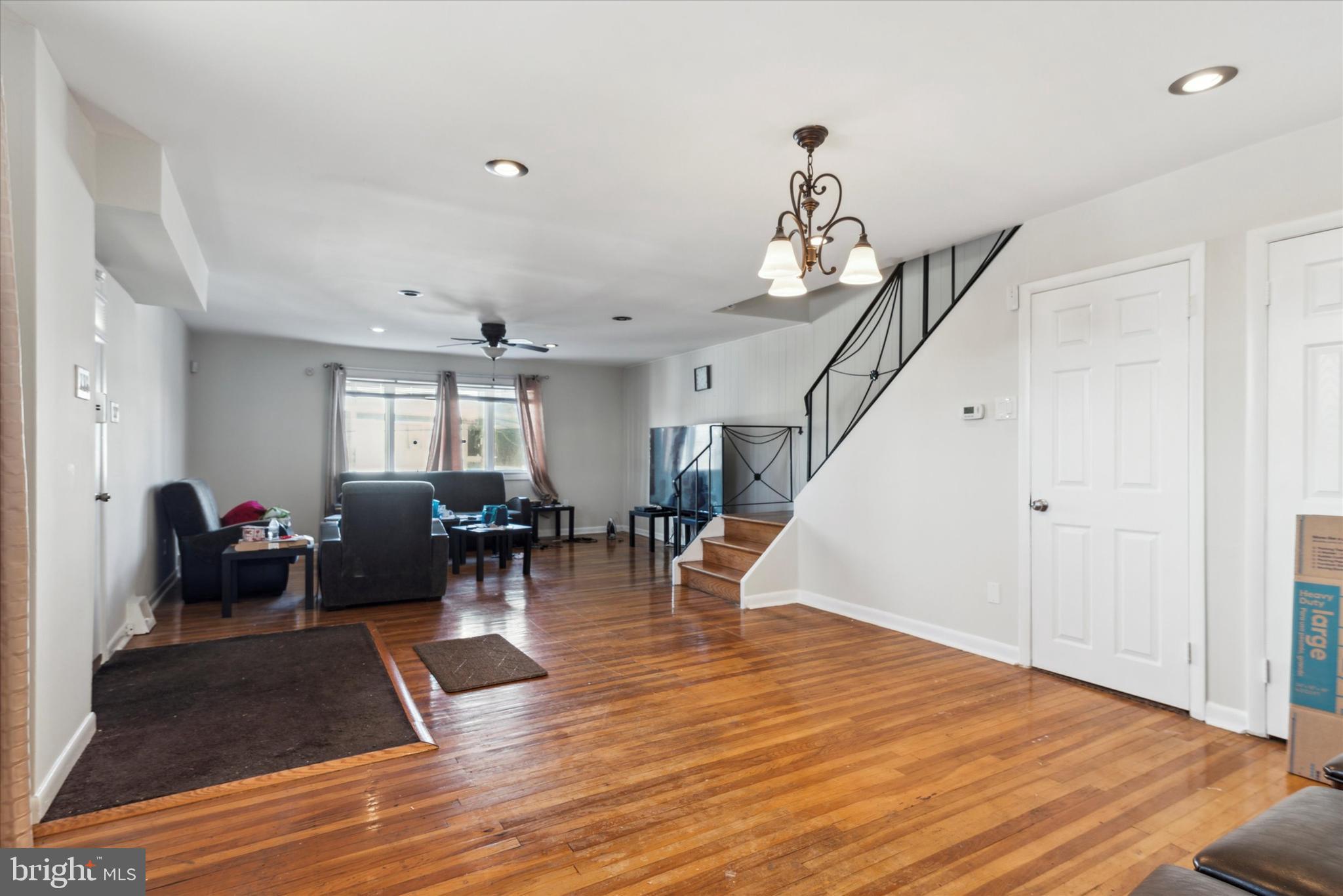 2709 Northview Road Philadelphia, PA 19152 - Photo 6 of 26 Gallery Image 6