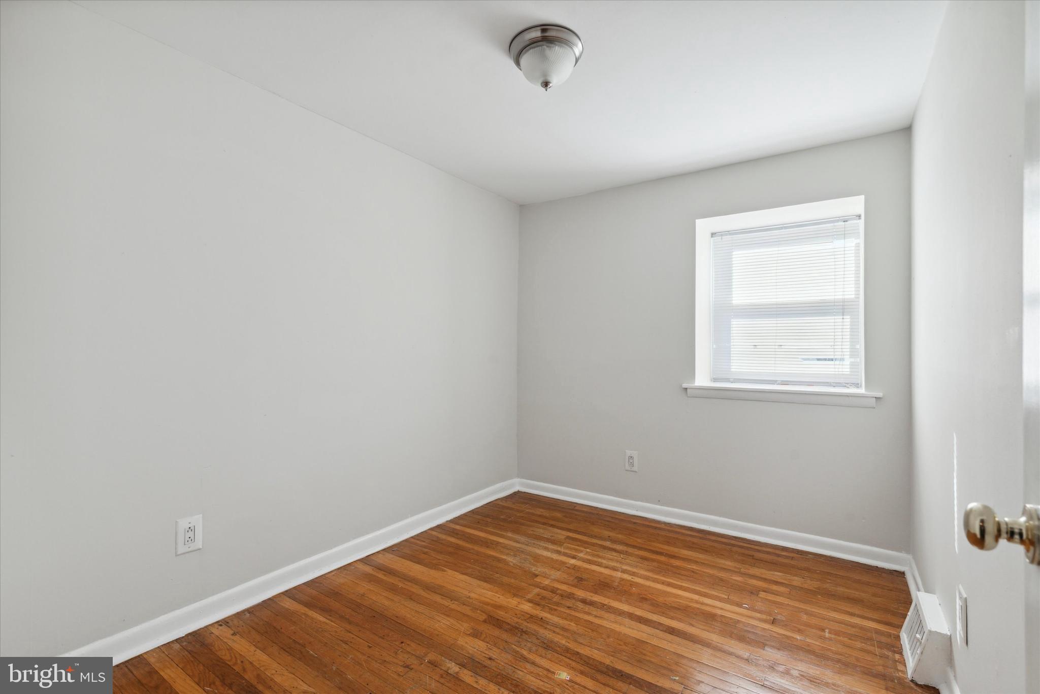 2709 Northview Road Philadelphia, PA 19152 - Photo 10 of 26 Gallery Image 10