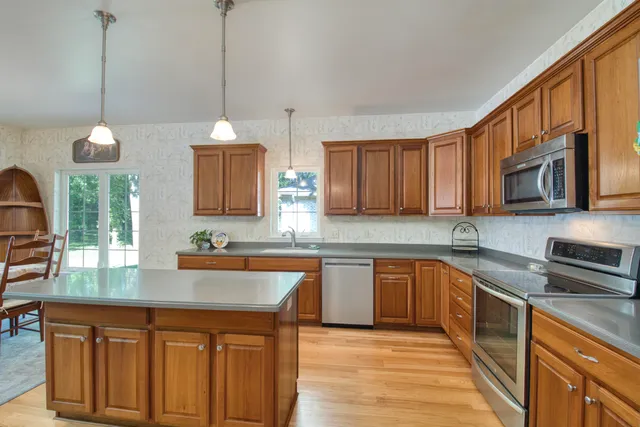 $1,425,000 | 5100 Streich Lane, Black Wolf, WI 54902