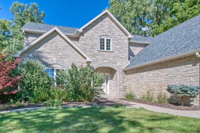 $1,425,000 | 5100 Streich Lane, Black Wolf, WI 54902