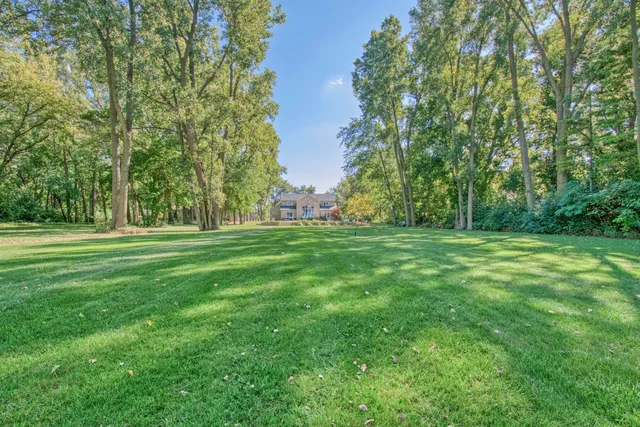 $1,425,000 | 5100 Streich Lane, Black Wolf, WI 54902