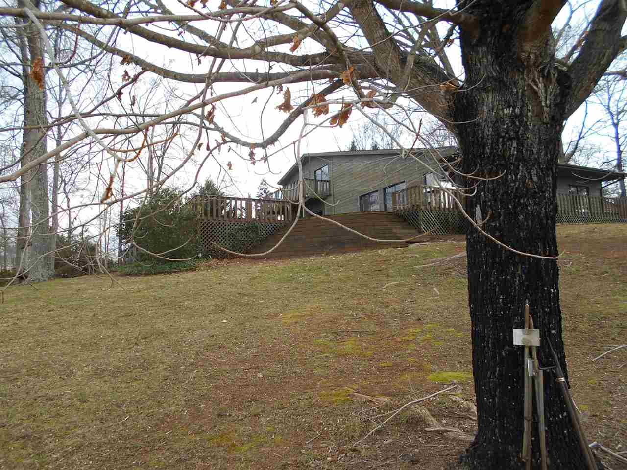 189 Dickson Cove Road Campobello, SC 29322 - Photo 2 of 21