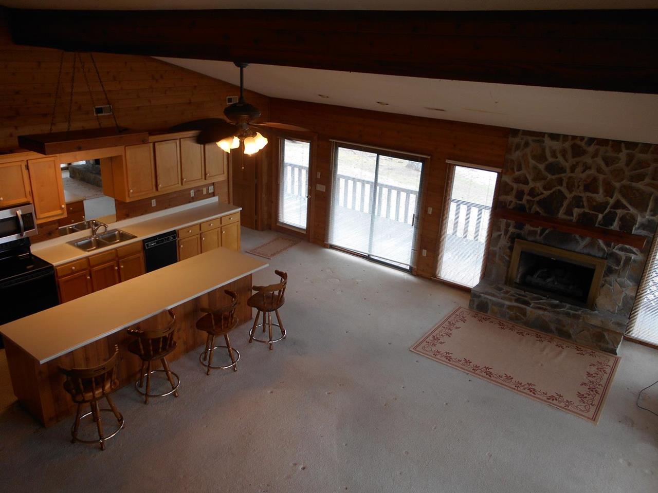 189 Dickson Cove Road Campobello, SC 29322 - Photo 7 of 21