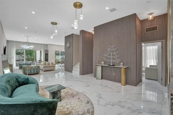 $17,500 | 18985 Atlantic Boulevard, Sunny Isles Beach, FL 33160