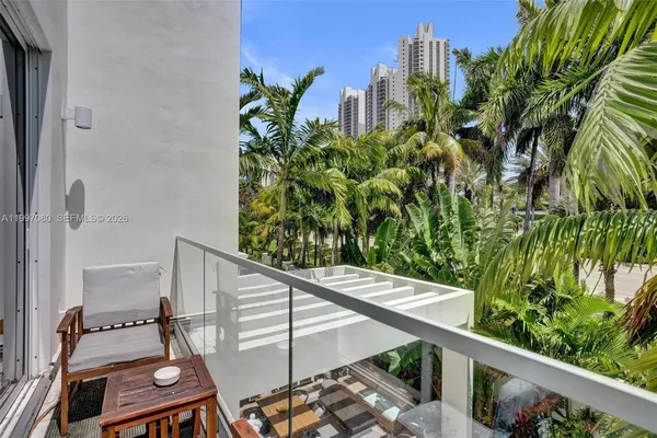 $17,500 | 18985 Atlantic Boulevard, Sunny Isles Beach, FL 33160