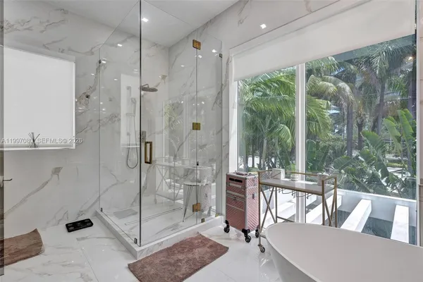 $17,500 | 18985 Atlantic Boulevard, Sunny Isles Beach, FL 33160