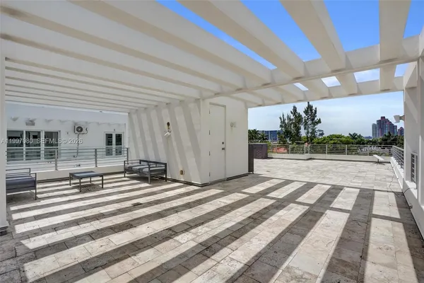 $17,500 | 18985 Atlantic Boulevard, Sunny Isles Beach, FL 33160