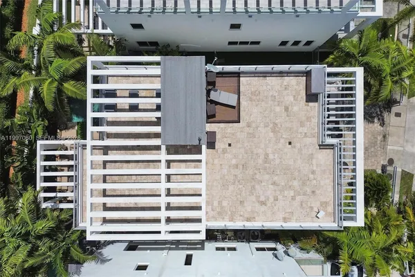 $17,500 | 18985 Atlantic Boulevard, Sunny Isles Beach, FL 33160