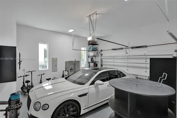 $17,500 | 18985 Atlantic Boulevard, Sunny Isles Beach, FL 33160