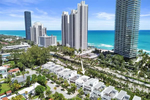 $17,500 | 18985 Atlantic Boulevard, Sunny Isles Beach, FL 33160