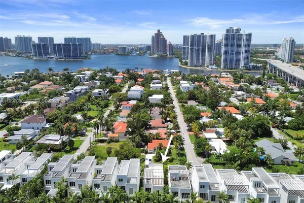 $17,500 | 18985 Atlantic Boulevard, Sunny Isles Beach, FL 33160