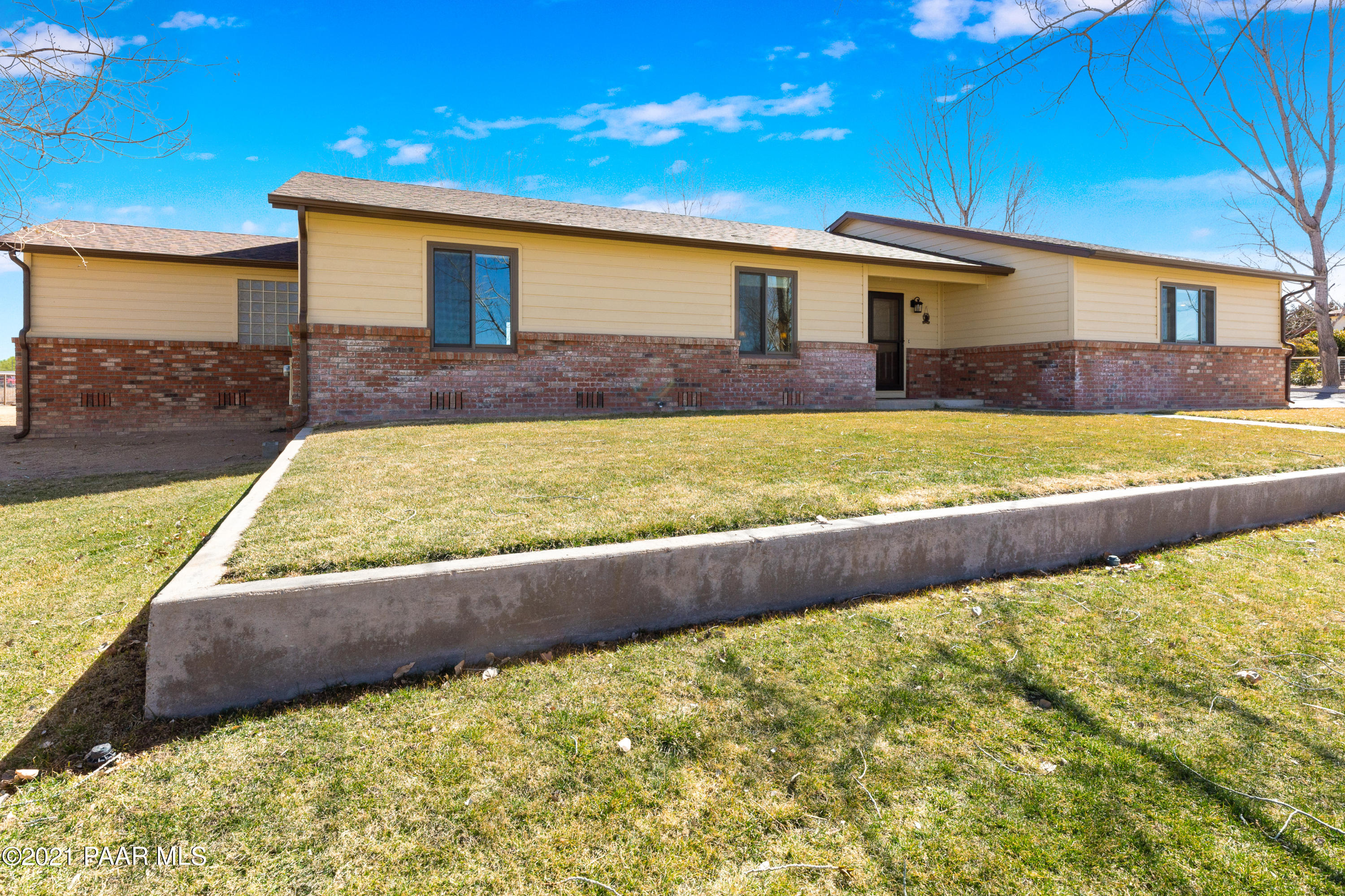 3727 North Reed Road Chino Valley, AZ 86323 - Photo 2 of 45 a view of a house with swimming pool
