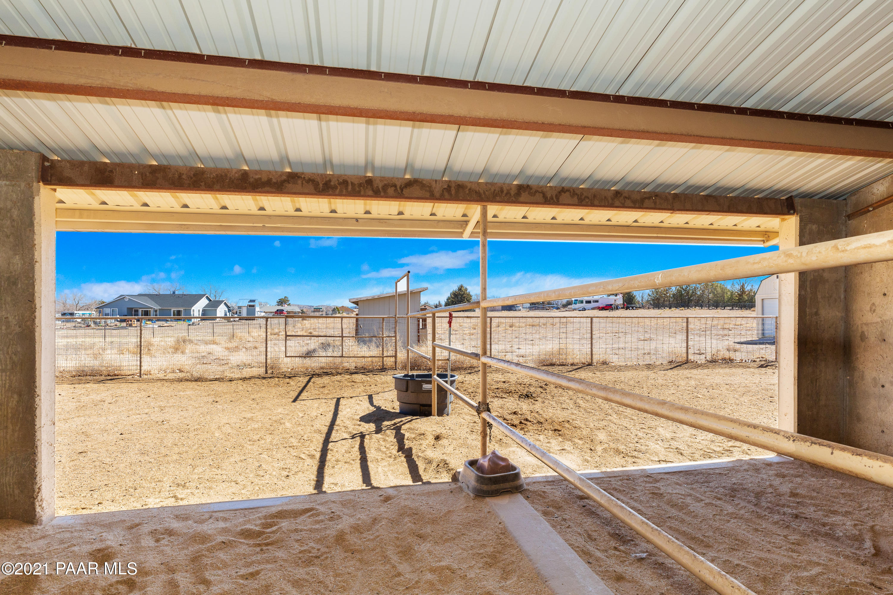 3727 North Reed Road Chino Valley, AZ 86323 - Photo 32 of 45 a view of a living room