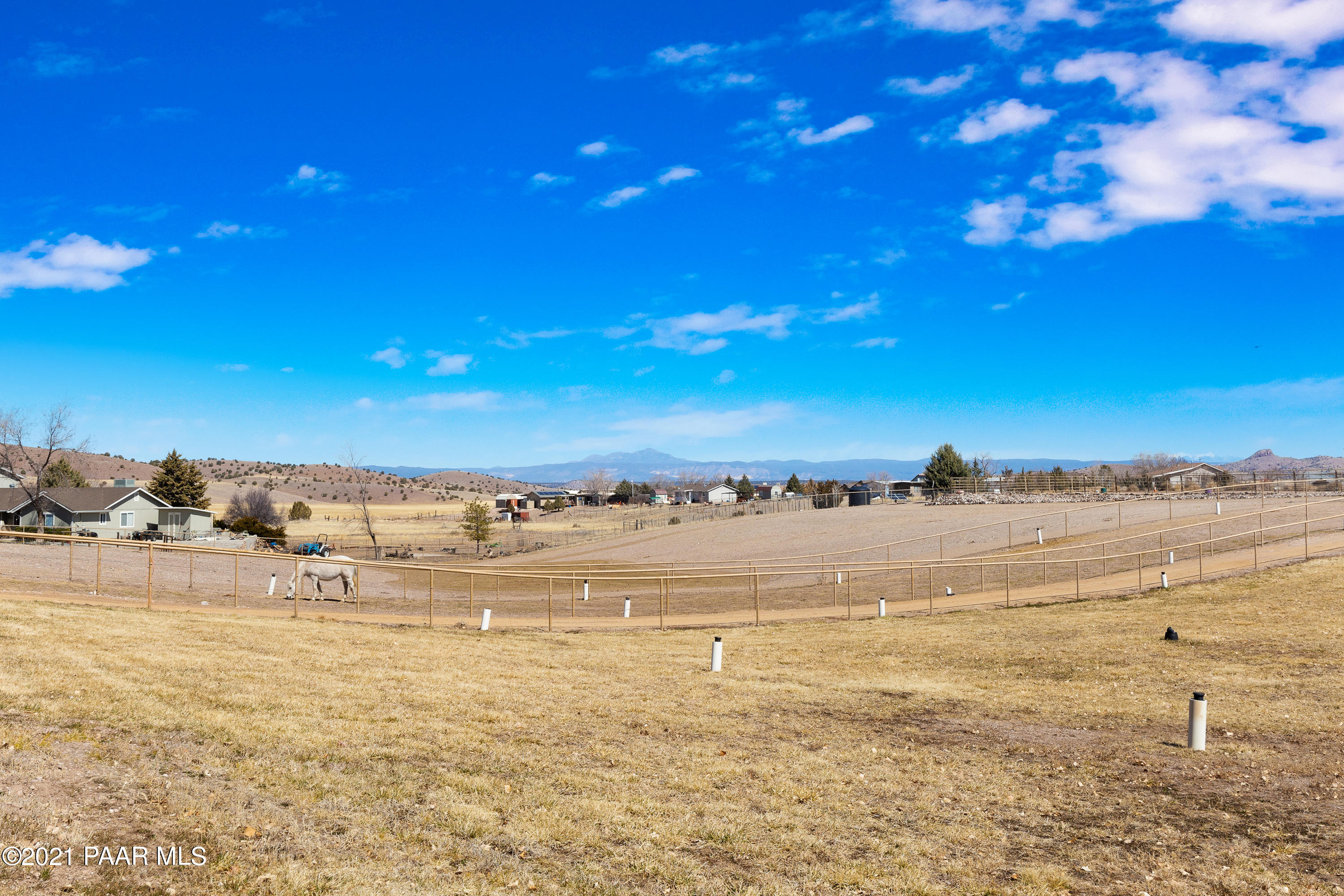 3727 North Reed Road Chino Valley, AZ 86323 - Photo 35 of 45 a view of an ocean
