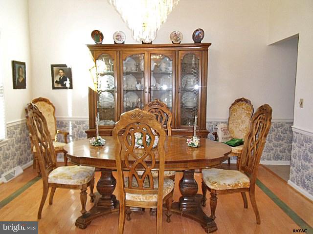 3640 Cheltenham Road York, PA 17402 - Photo 8 of 22 Gallery Image 8