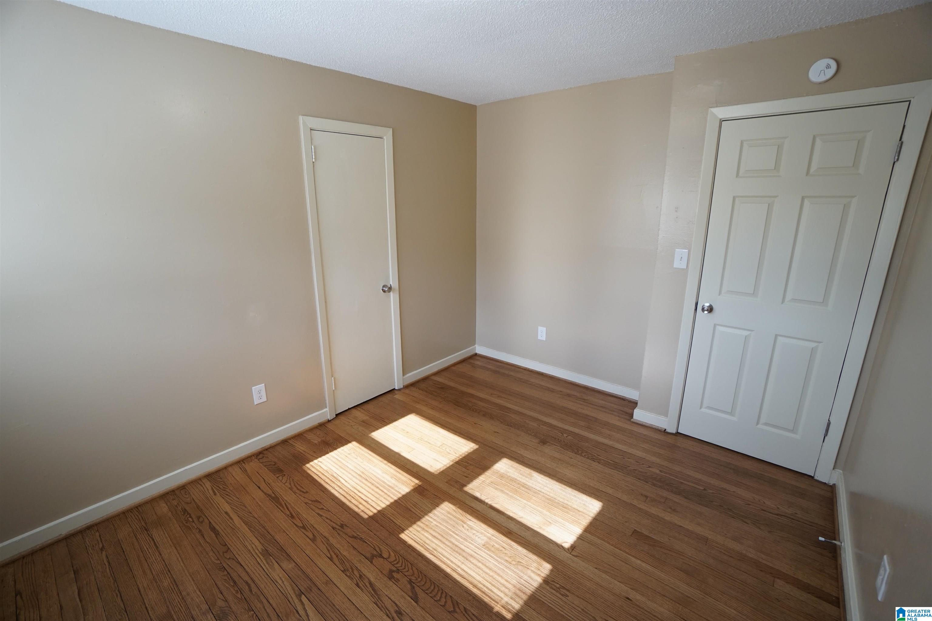 1688 18th Way Southwest Birmingham, AL 35211 - Photo 18 of 37