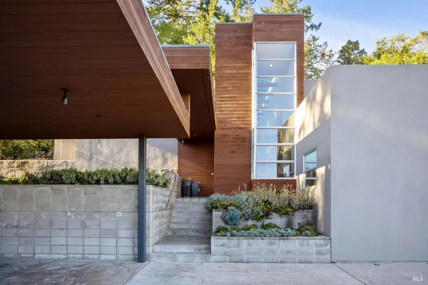 $3,200,000 | 65 Kyleswood Place, Point Reyes Station, CA 94956