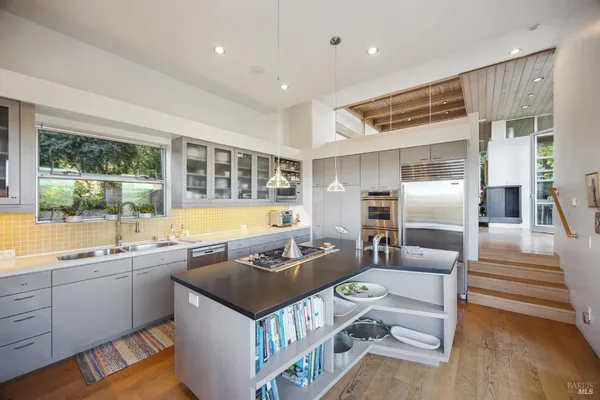 $3,200,000 | 65 Kyleswood Place, Point Reyes Station, CA 94956