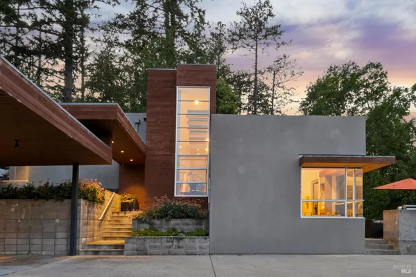 $3,200,000 | 65 Kyleswood Place, Point Reyes Station, CA 94956