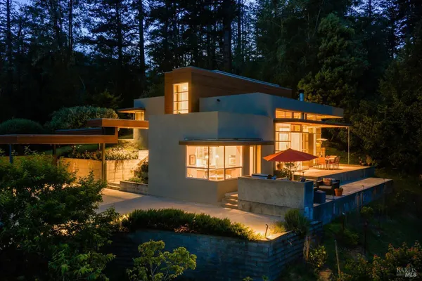 $3,200,000 | 65 Kyleswood Place, Point Reyes Station, CA 94956