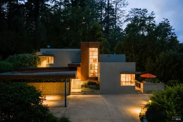 $3,200,000 | 65 Kyleswood Place, Point Reyes Station, CA 94956