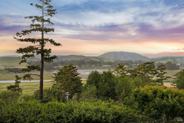 $3,200,000 | 65 Kyleswood Place, Point Reyes Station, CA 94956