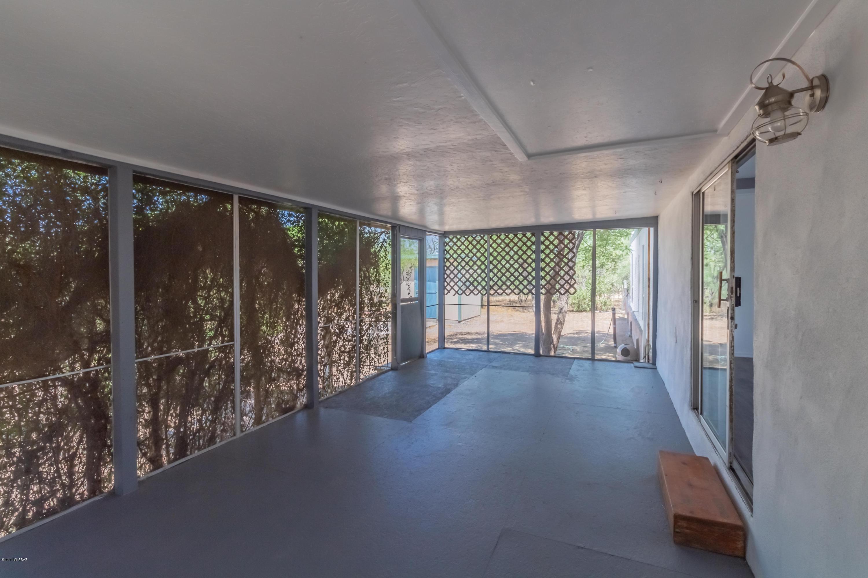 6250 North Pear Tree Road Tucson, AZ 85743 - Photo 21 of 27 Gallery Image 21