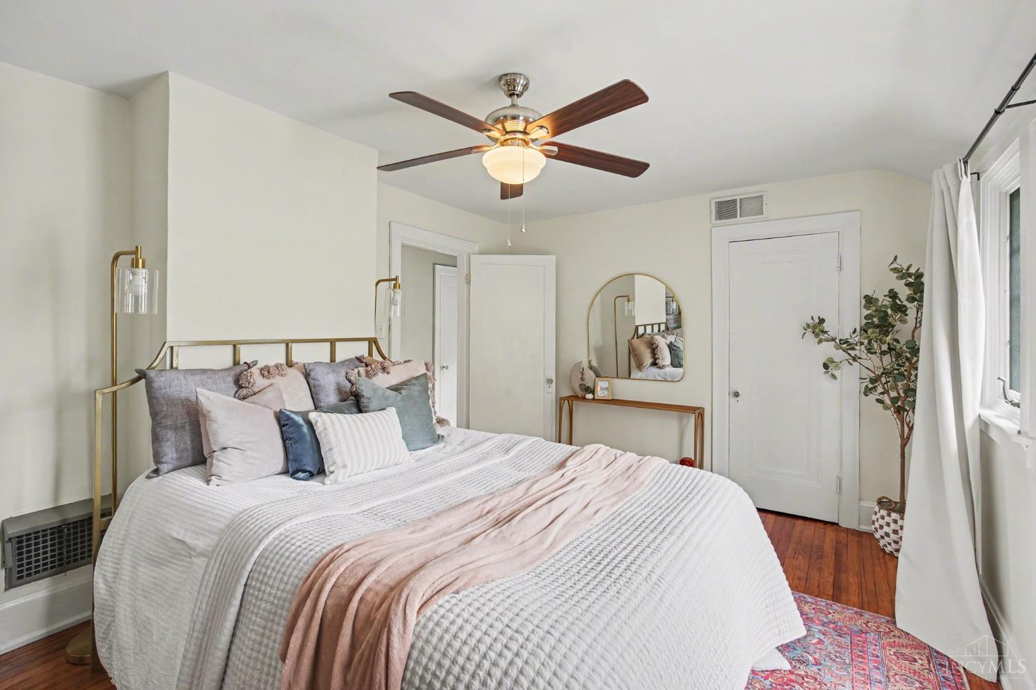 6618 Elm Street Cincinnati, OH 45227 - Photo 15 of 31