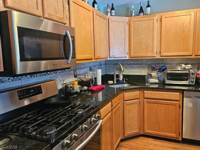 $475,000 | 25 Sycamore Way, Mount Arlington, NJ 07856