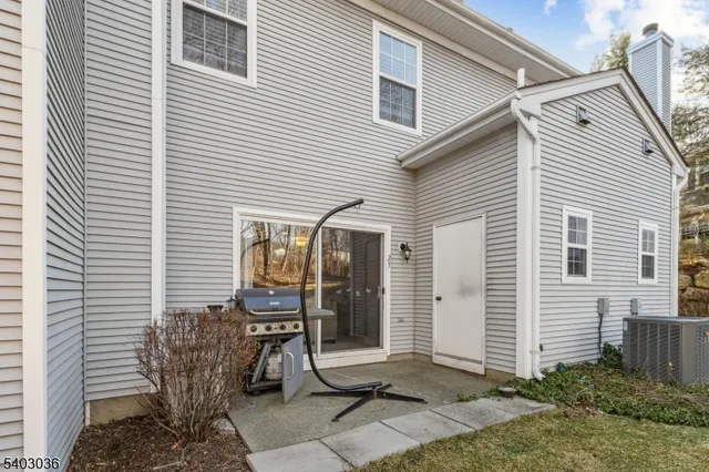 $475,000 | 25 Sycamore Way, Mount Arlington, NJ 07856