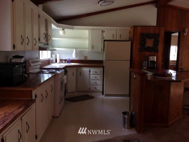 1005 Southwest Berry Lake Road Port Orchard, WA 98367 - Photo 8 of 20 Gallery Image 8