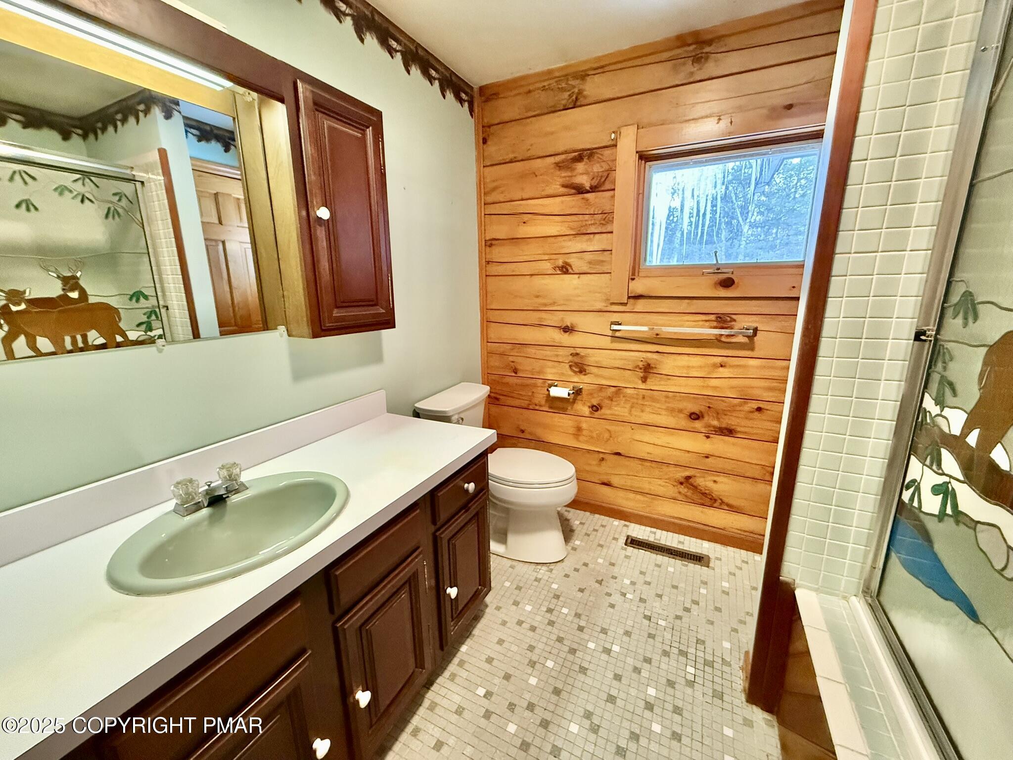 992 South Old Stage Road Albrightsville, PA 18210 - Photo 40 of 86 Primary Bathroom