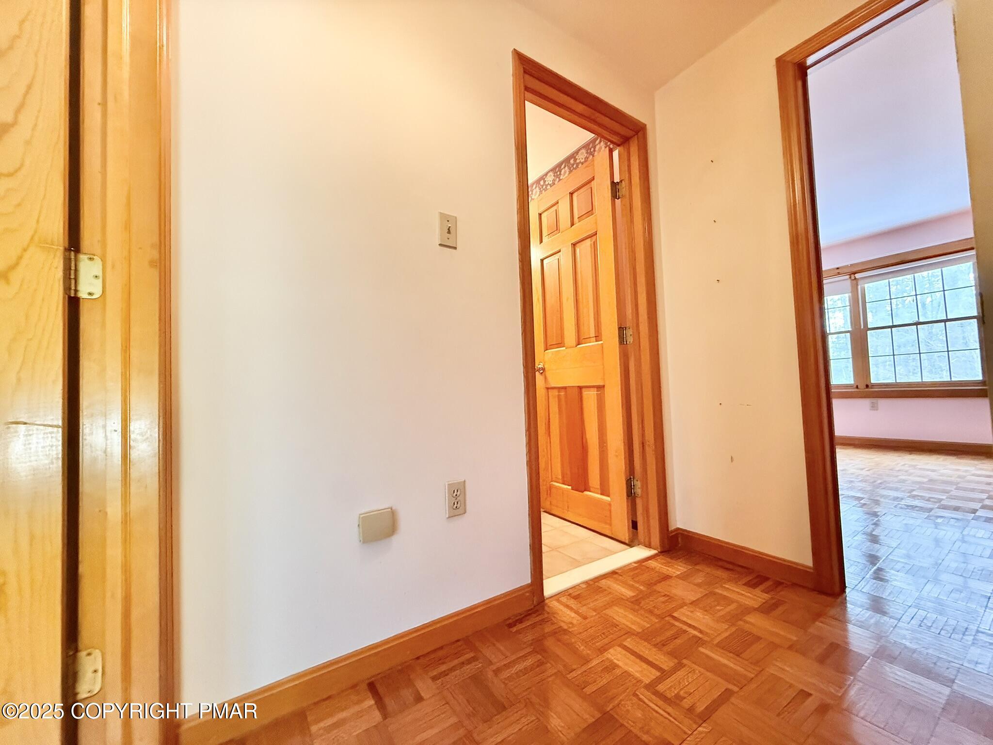 992 South Old Stage Road Albrightsville, PA 18210 - Photo 46 of 86 Upstairs