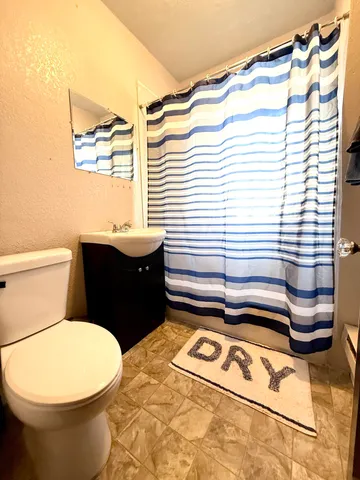 $250,000 | 2924 North 48th Street, Milwaukee, WI 53210