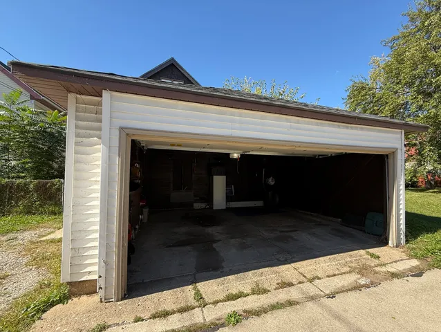 $250,000 | 2924 North 48th Street, Milwaukee, WI 53210