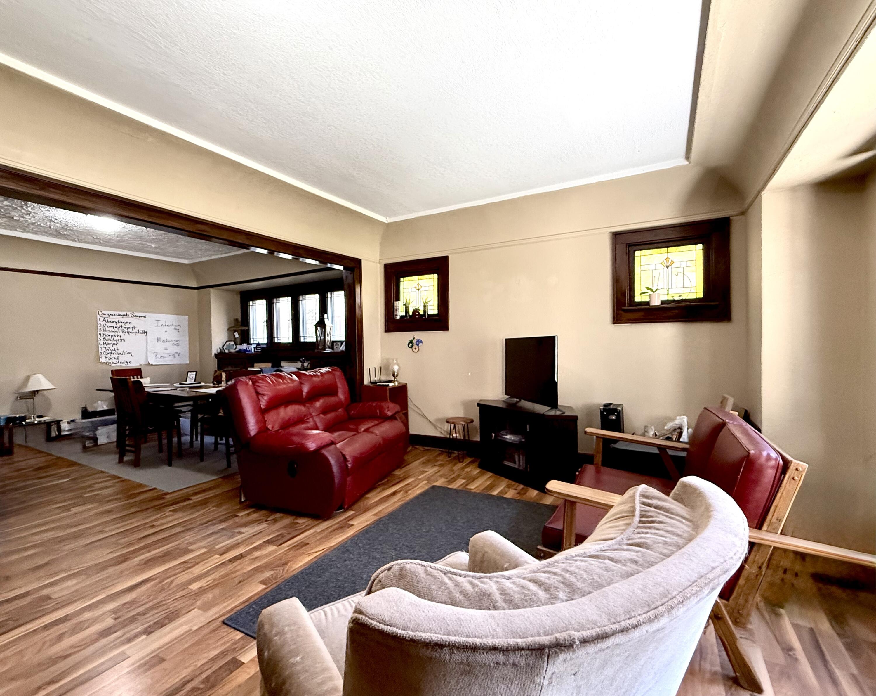 2924 North 48th Street Milwaukee, WI 53210 - Photo 5 of 26 First Floor Living Room