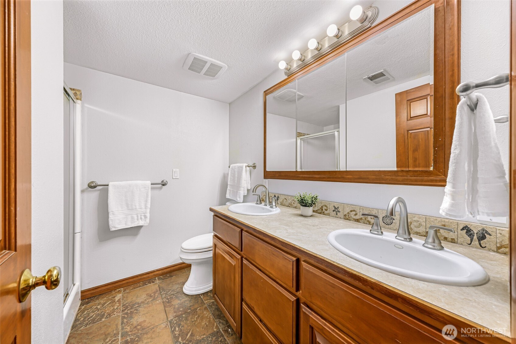 9067 Sunrise Road Custer, WA 98240 - Photo 20 of 40