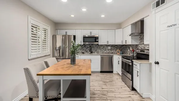 $1,900 | 5226 North 20th Street, Unit C5, Phoenix, AZ 85016
