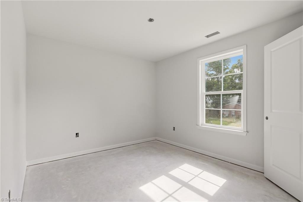 1021 Hickory Chapel Road High Point, NC 27260 - Photo 19 of 23