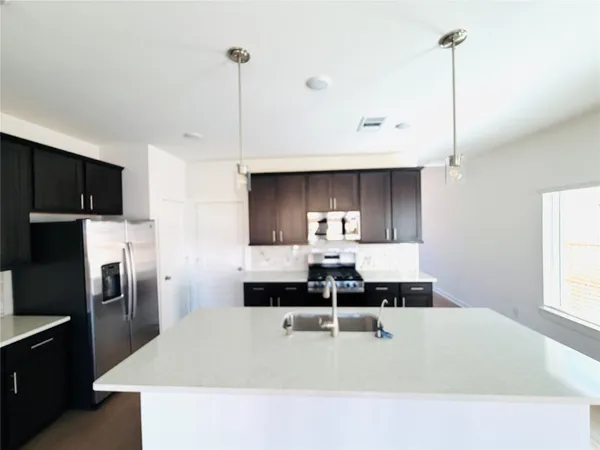 $2,750 | 8051 Kay Hbr Drive, Cypress, TX 77433