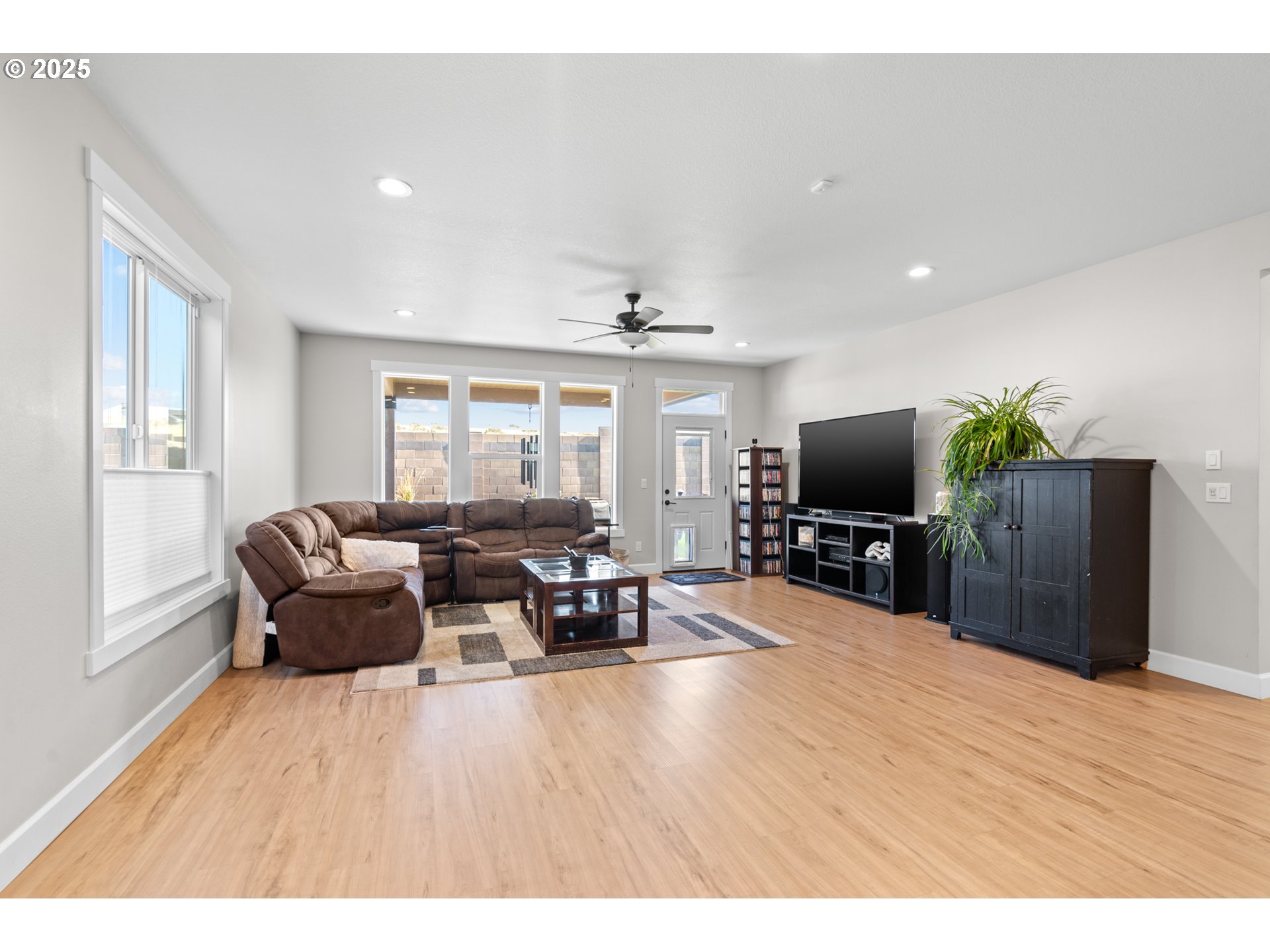 827 East Autumn Avenue Hermiston, OR 97838 - Photo 11 of 42