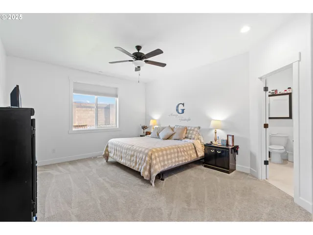 $549,950 | 827 East Autumn Avenue, Hermiston, OR 97838