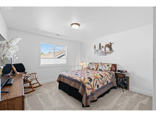 $549,950 | 827 East Autumn Avenue, Hermiston, OR 97838