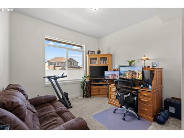 $529,900 | 827 East Autumn Avenue, Hermiston, OR 97838