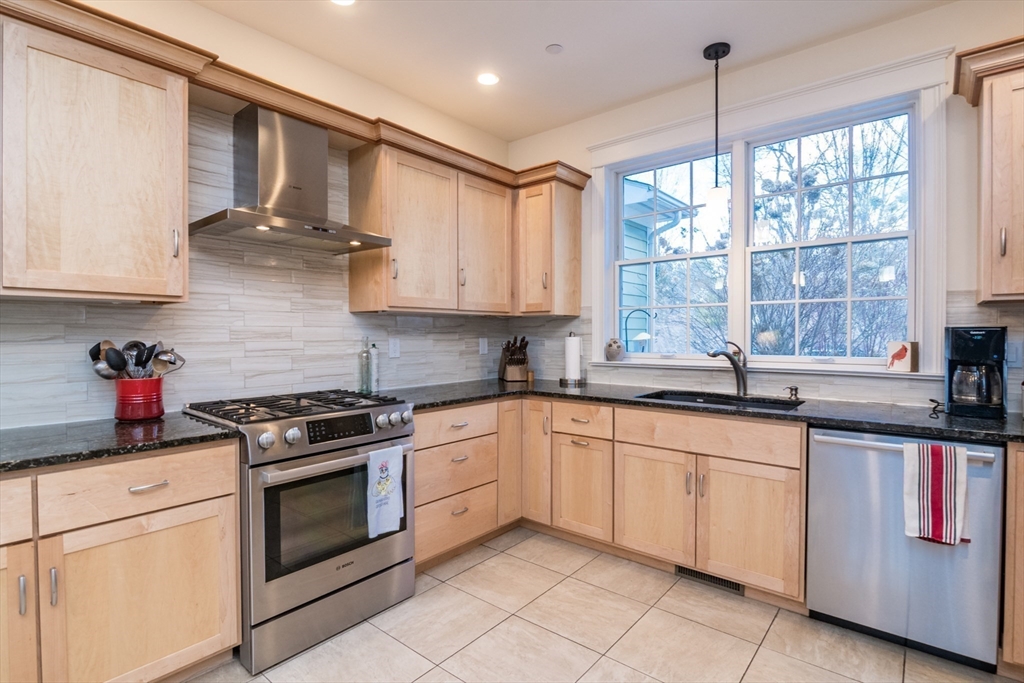 208 Pine Street, Unit 53 Amherst, MA 01002 - Photo 7 of 42