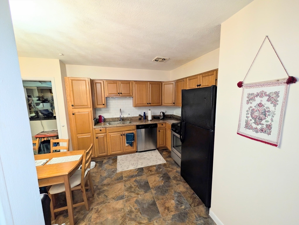 80 Walnut Street, Unit 412 Canton, MA 02021 - Photo 2 of 8