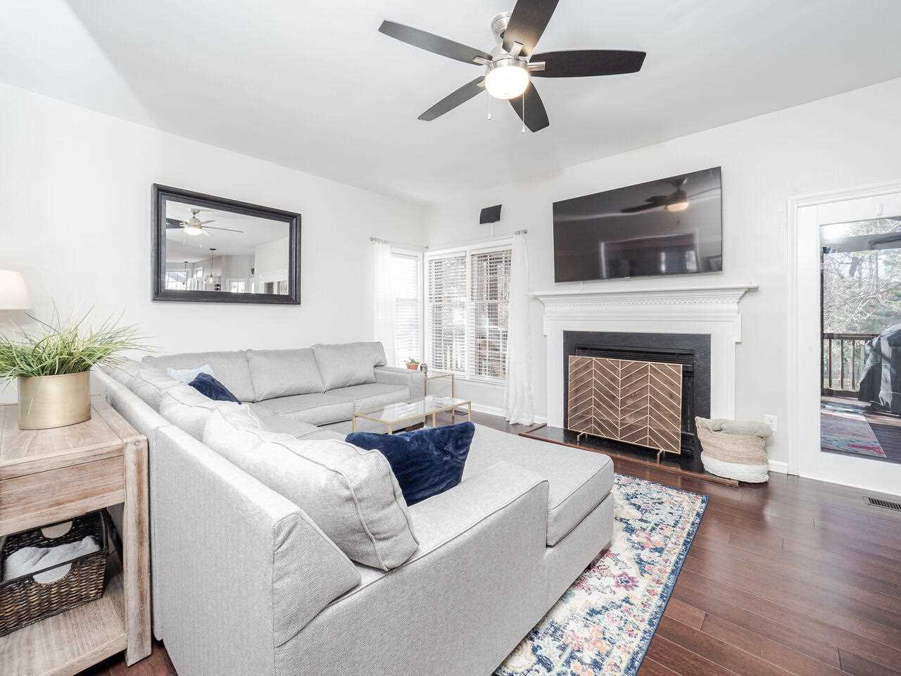 12105 North Exeter Way Raleigh, NC 27613 - Photo 16 of 27 Photo 16