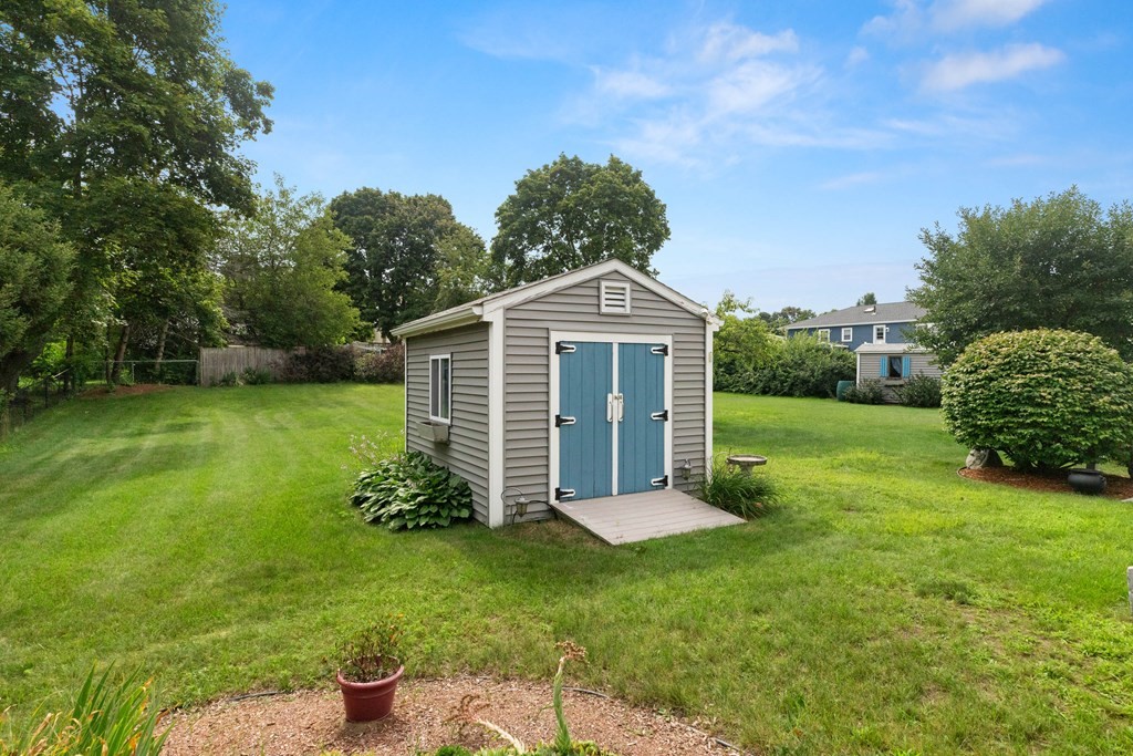 15 Elmont Road Lowell, MA 01852 - Photo 24 of 38 Gallery Image 24