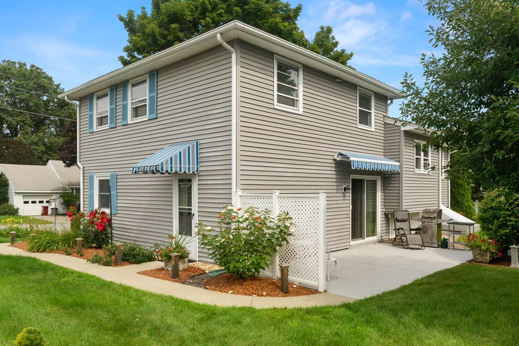 15 Elmont Road Lowell, MA 01852 - Photo 34 of 38 Gallery Image 34
