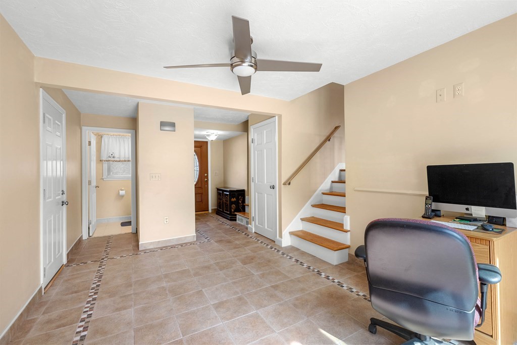 15 Elmont Road Lowell, MA 01852 - Photo 6 of 38 Gallery Image 6